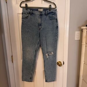 Abercrombie & Fitch Curve Love Skinny High Rise Jean